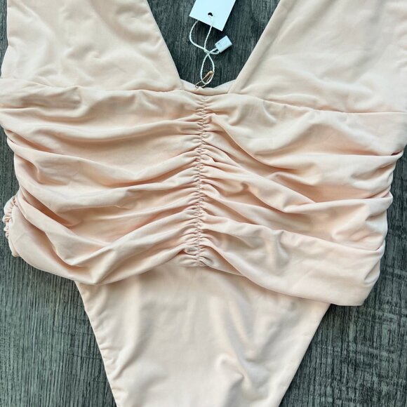 NWT Riot Swim Echo One Piece Peach Beach Size M - Picture 4 of 8